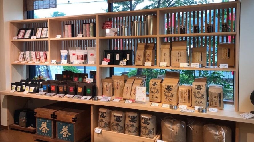 お茶屋さんの店舗什器 – PROP｜奈良吉野・オーダー家具/無垢材